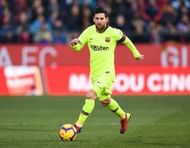 Messi creating a play for the team